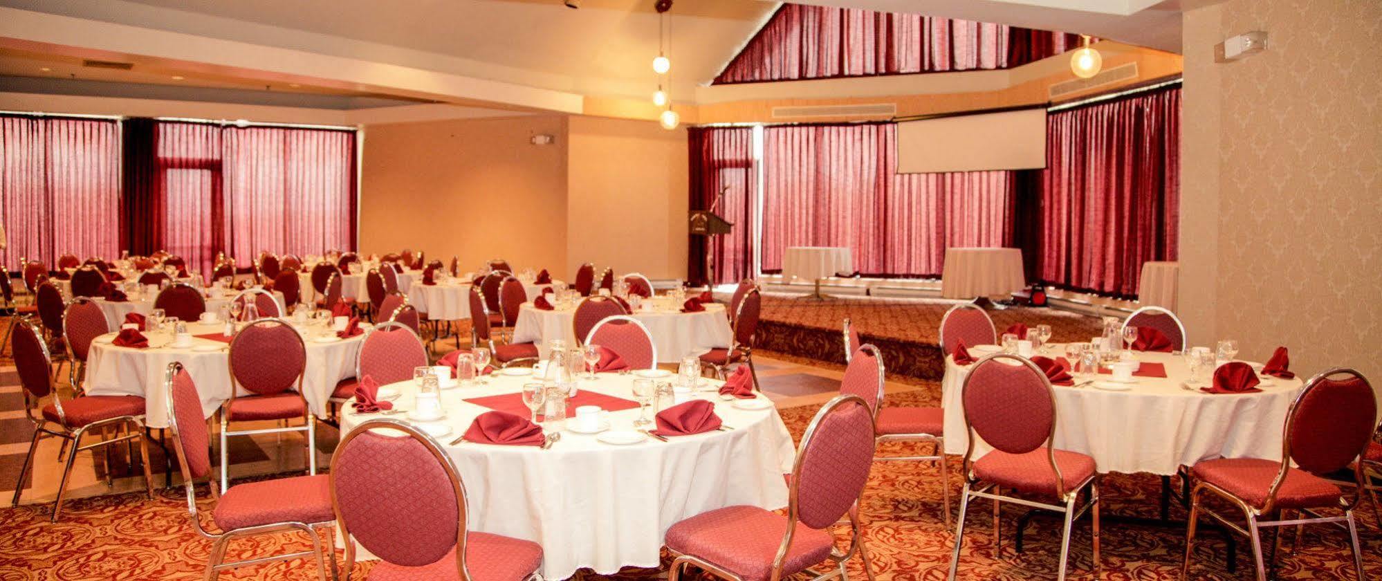 Albatross Hotel Gander Zewnętrze zdjęcie
