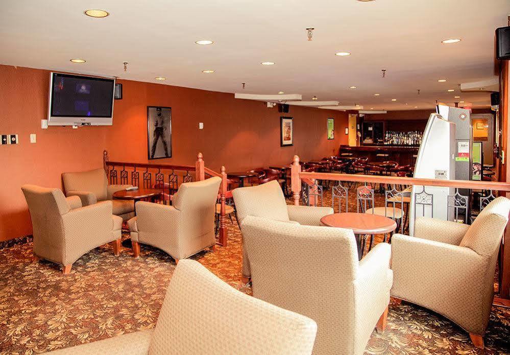 Albatross Hotel Gander Zewnętrze zdjęcie